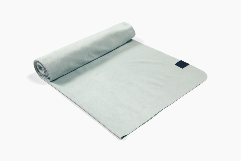 Load image into Gallery viewer, Yoga Mat Towel with Micro-Fiber Slip-Resistant Fabric
